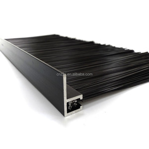 Guarnizione a spazzola in alluminio nero a 90 gradi <span class=keywords><strong>per</strong></span> porte tagliafuoco - Product Image 3