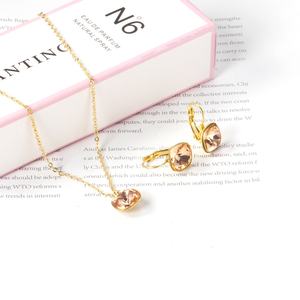 ชุดเครื่องประดับเซอร์คอนสีเขียวและหลากสี ชุดเครื่องประดับสแตนเลสสำหรับผู้หญิง ต่างหูและจี้ ชุดเครื่องประดับทองคำ - Product Image 5