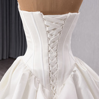 Cathédrale Train Corset Manches Longues En Dentelle Mikado Robe De Mariée Robes De Mariée RSM241152