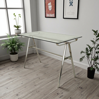 Escritorio de ordenador ejecutivo minimalista moderno mesa de oficina de cristal con patas de acero inoxidable para el hogar o el lugar de trabajo