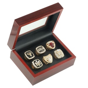 Set <span class=keywords><strong>de</strong></span> Anillos <span class=keywords><strong>de</strong></span> Campeonato <span class=keywords><strong>de</strong></span> los Chicago Cubs por 6 Años con Piedra Natural, Edición <span class=keywords><strong>de</strong></span> <span class=keywords><strong>Coleccionista</strong></span> para Aficionados - Product Image 3