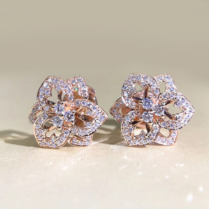 Eleganti Orecchini a Perno con Fiori per Donne, Orecchini Floreali con Pietre Scintillanti, Gioielli alla Moda per Uso Quotidiano, Vendita all'Ingrosso - Product Image 2