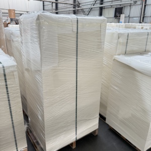 Papier couché PE en feuille, matière première imperméable pour gobelets en papier et contenants alimentaires, directement de l'usine - Product Image 1
