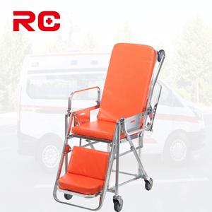 Sedia Letto Bariatrica Versatile - Soluzione Regolabile Multi-Posizione per il Trasferimento Pazienti - Product Image 3