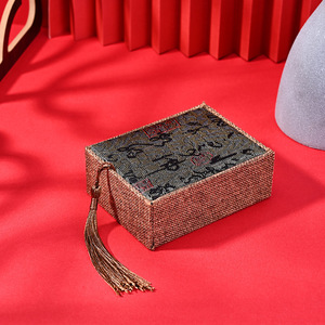Traditional Chinese style calligraphy tassel jewelry <b>gift</b> <b>box</b>, Chinese style linen jewelry packaging <b>box</b>, ready stock wholesale. - Product Image 5