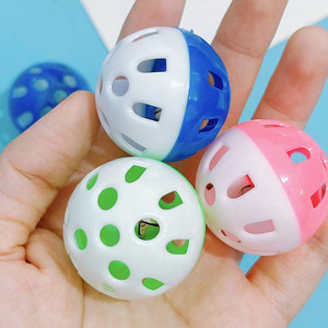 Juguete de Pelota para Gatos, 3.8CM, Plástico Hueco con Sonido para Gatitos, Modelo ZL2185 - Product Image 2