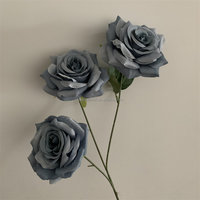 B-1389 Hoogwaardig zijden tafelbloemstuk mistblauwe roos kunstbloem bruidsbloemen Valentijnsdag Pasen