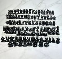 Großhandel Gemischte Natürliche Kristall Polierte Handgeschnitzte Cartoon-Charakter Anime-Figuren Edelstein Halloween Mini-Figuren