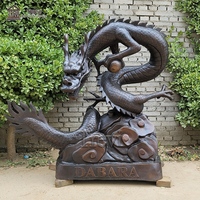 Statue de dragon chinois en bronze antique grandeur nature avec boule, décoration de parc extérieur