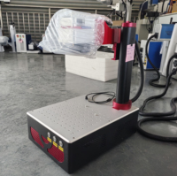 Machine de marquage laser à fibre portable de bureau 20W 30W Max Raycus JPT pour surfaces métalliques et logos