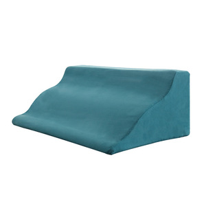 Coussin triangulaire en forme de R en éponge haute densité avec base antidérapante pour le soutien du corps et la ventilation - Product Image 3