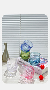 Flûtes à <span class=keywords><strong>champagne</strong></span> européennes <span class=keywords><strong>de</strong></span> luxe <span class=keywords><strong>de</strong></span> 220ml en plastique gaufré gobelet à vin pour jus <span class=keywords><strong>de</strong></span> mariage verre à vin rouge personnalisé - Product Image 5