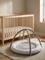 Tapis d'éveil pour bébé en minky gris ultra-doux, tapis de jeu rembourré 5 en 1 avec bordure de sécurité blanche, centre de jouets sensoriels étoiles et lunes