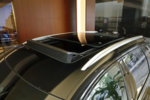 2025 modelo más nuevo 28T 5 puertas cinco asientos <span class=keywords><strong>Suv</strong></span> más barato para Cadillac XT5 dos ruedas motrices edición metropolitana a la venta - Product Image 6