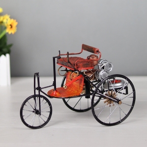 Simulación del coche de primera generación <span class=keywords><strong>Mercedes</strong></span> modelo de hierro forjado Retro clásico coche Retro sala de estar ventana pantalla Decoración - Product Image 3