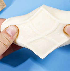 Jouet moelleux de style tofu super doux et épais, design en TPR blanc, rebond lent, soulagement du stress, décompression, cadeau pour enfants de 5 à 7 ans - Product Image 2
