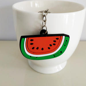 Haute Qualité Creative Sac Accessoires Clé De Voiture Pendentif Petit Cadeau En Gros PVC Doux Adhésif Simulé Fruit Porte-clés - Product Image 3