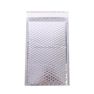 Tùy chỉnh bao bì không thấm nước Túi bong bóng bưu phẩm vận chuyển phong bì kim loại bong bóng đệm phong bì - Product Image 3