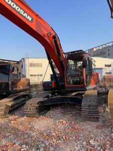 Excavatrices d'occasion Doosan DX300LC 30 tonnes, pelle sur chenilles hydraulique, machine de construction, moteur Doosan d'origine, moteur PLC entièrement fonctionnel - Product Image 2
