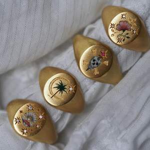 เครื่องประดับคู่รักแมงป่องเปลือกหอยงูหญิง18K แหวนทองคำแท้รูปวงรีวาดด้วยมือ - Product Image 2