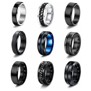 Draaibare decompressiepaarring Gepersonaliseerde titaniumstalen herenvingerring Trendy geometrisch vacuüm gegalvaniseerd - Product Image 1