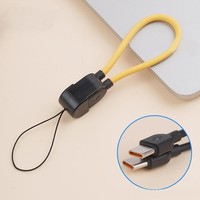 Kabel Pengisi Daya USB C Keychain 60W 16cm Pengisian Cepat Sinkronisasi Data untuk Ponsel Power Bank Speaker Laptop Berbagai Warna OEM Diterima