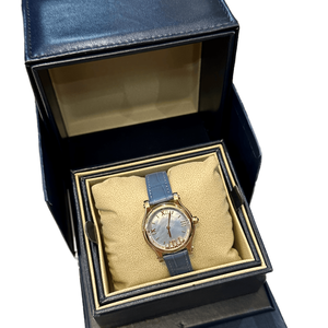 Reloj de Mujer con Esfera de Madreperla en Tono Dorado y Correa de Cuero con Patrón de Cocodrilo Gris Chopards - Product Image 4