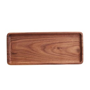 Plateau carré en bois massif, noyer et hêtre, design minimaliste, pour servir des fruits, des en-cas, du pain - Product Image 5