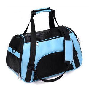 Bolsa Plegable para Mascotas Fabricada en Guangzhou, Deportiva, Impermeable, de Tela Resistente, Portátil, con Correa de Hombro Diagonal - Product Image 3