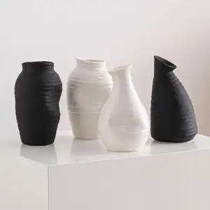 Heim-Deko-Bodenmädchen Harz einzigartige Blumenkeramik China Vase Glas mit Vase für Heimdekoration