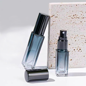 Ono Tùy Chỉnh Mini Rỗng Refillable Vít Cổ Vuông Phun 5Ml 10Ml 15Ml Gradient Nước Hoa Tester Mẫu Chai Với Vít Cap - Product Image 6