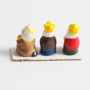 Adorable gâteau de Noël TrinketsThree King avec boîte 3.5cm Figurine en porcelaine pour <span class=keywords><strong>Epiphanie</strong></span> - Product Image 3