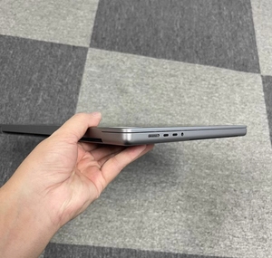 เกรด A สำหรับ MacBook Pro 2023 รุ่น A2780 M2 Pro 16G 512G มือสอง ปลดล็อคแล้ว แล็ปท็อปธุรกิจ คอมพิวเตอร์ราคาประหยัด ราคาถูก คอมพิวเตอร์สำหรับนักเรียน - Product Image 4