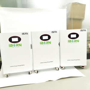 Batería de almacenamiento de energía <span class=keywords><strong>solar</strong></span> de iones de litio de 48V 51,2 V 300AH 15KWH 30KWH con controlador MPPT para Polonia, España y Rumania - Product Image 1