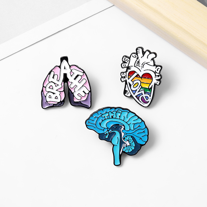 Creative Enamelled Rainbow Heart Blue Brain Brooch Love Painted Cowboy Pin Wholesale Medical Pink Lung Enamel Lapel Pin