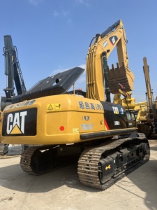 Excavatrice sur chenilles d'occasion du Japon, modèle 2020, moteur Cummins, 20 tonnes, capacité de godet de 1,2 m, rapport de haute qualité, 0-2000, 103 CV - Product Image 4