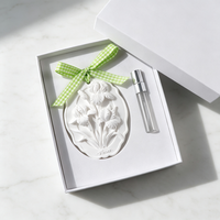 Diffuseur d'huiles essentielles en céramique parfumée suspendu, pierre aromatique en plâtre, pour armoire, voiture, parfum d'intérieur, fleur en porcelaine