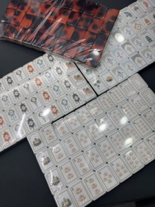 <span class=keywords><strong>Jeu</strong></span> de Mahjong Américain à Motifs Botaniques et Animaux Chinoiserie - 166 Tuiles Premium Art Déco avec Gravures de Lotus, Grue et Lanterne - Product Image 5