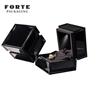 FORTE <b>LED</b> <b>Light</b> Ring Necklace Jewellery <b>Box</b> Fanxi Luxury Wholesale Personalized Custom Jewelry Packaging <b>Box</b> - Product Image 3