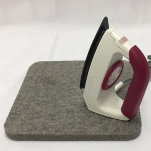 <span class=keywords><strong>Asse</strong></span> <span class=keywords><strong>da</strong></span> <span class=keywords><strong>Stiro</strong></span> Portatile con Copertura in Lana Spessa e Tessuto Non Tessuto Resistente al Calore, Supporto per Ferro <span class=keywords><strong>da</strong></span> <span class=keywords><strong>Stiro</strong></span> per Uso Domestico e Armadio - Product Image 1