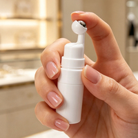 Emballage cosmétique de luxe Revêtement argenté Lotion en spray blanche Sérum sans air Bouteille à pompe en plastique pourlotion