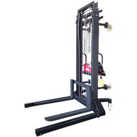 Machine de levage et d'alimentation portable