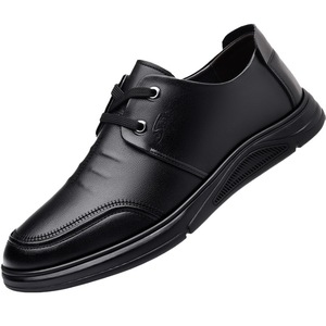 Chaussures pour hommes à bout rond en cuir véritable, rehaussantes, avec semelle extérieure en caoutchouc, semelle intermédiaire en EVA, doublure en maille, semelle souple et antidérapante pour l'automne - Product Image 5