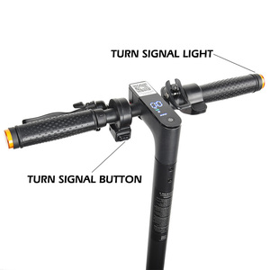 สกู๊ตเตอร์ไฟฟ้าพับได้ทรงพลังคล้ายกับ Xiaomi <span class=keywords><strong>Mi</strong></span> M365 <span class=keywords><strong>Pro</strong></span> <span class=keywords><strong>2</strong></span> จากคลังสินค้า EU พร้อมไฟสัญญาณสำหรับผู้ใหญ่ - Product Image 5