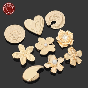 Hebillas Decorativas de Metal con Forma Irregular para Trajes de Baño, Bikinis y Vestidos de Mujer, con Diseño de Concha - Product Image 1