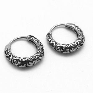 yunnique Huggie <b>Earrings</b> Titanium Steel Retro Pattern Geometric Design For Men And Women - Product Image 5