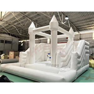Castello Gonfiabile Commerciale da Esterno Bianco con Doppio Scivolo 5x5m per Matrimoni Combinato con Scivolo Acquatico e Vasca di Palline - Product Image 2