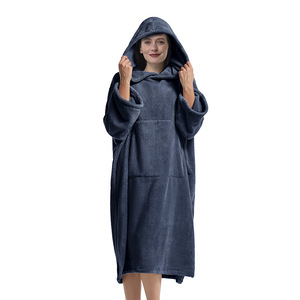 Quick Dry Microfiber Surf Poncho com Capuz Nonwoven Wetsuit Changing Robe Beach Towel para Verão Surf para Homens Mulheres