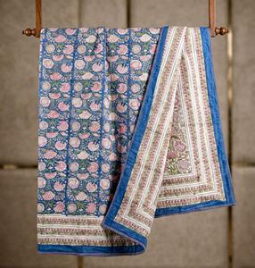 Housse de lit double en coton Dohar de qualité supérieure, imprimée à la main, réversible, motif floral bleu rose, lavable - Product Image 1