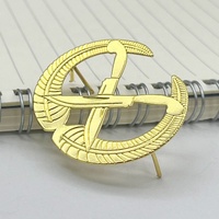 Logo personnalisé d'usine estampage or chapeau épinglette insigne métal conception évider branche d'olivier casquette accessoire uniforme insigne emblème